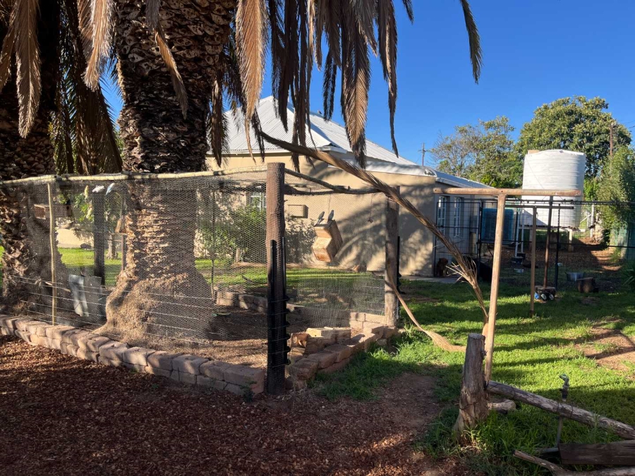 4 Bedroom Property for Sale in Kanoneiland Northern Cape